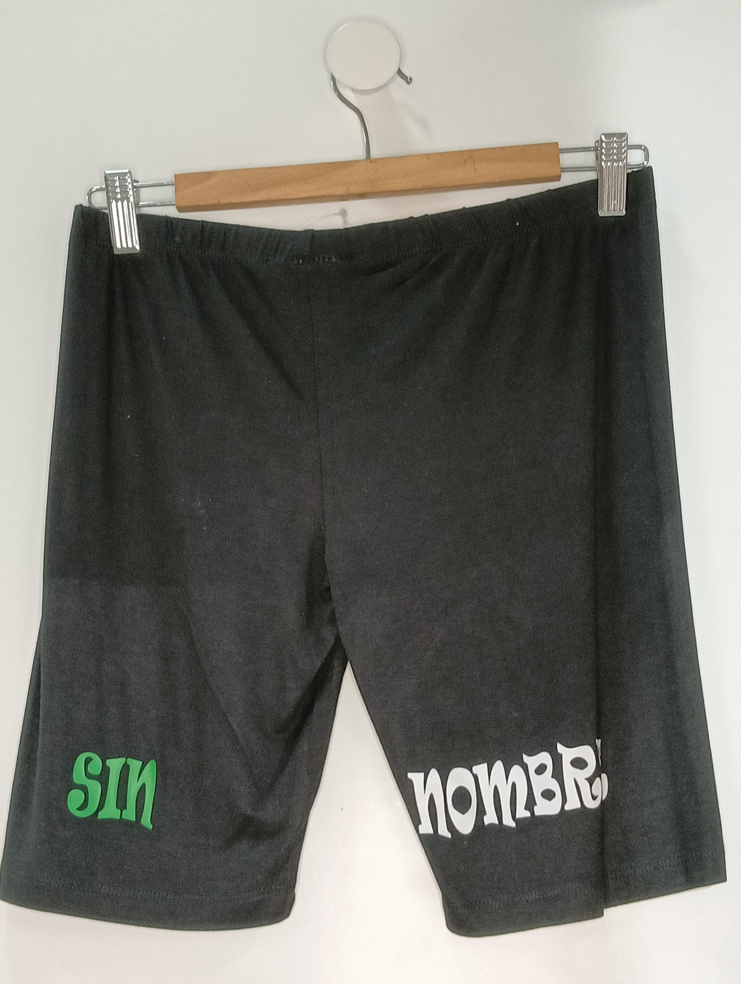 Pantalon corto negro PTSN