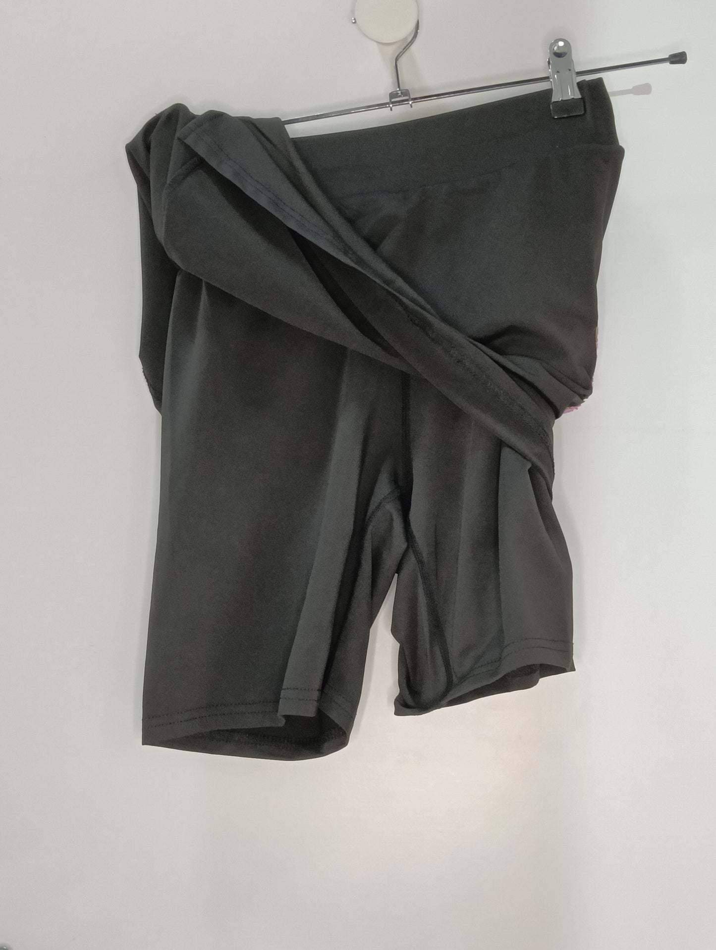 Falda pantalón tubo rosa